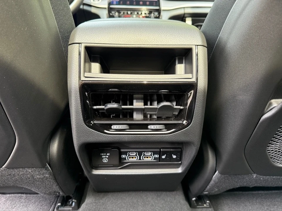 2025 Jeep WL Grand Cherokee - Image 16 of 21