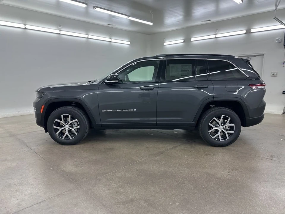 2025 Jeep WL Grand Cherokee - Image 6 of 12
