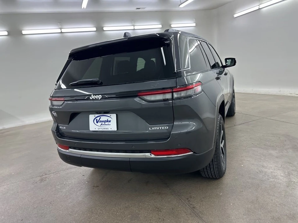 2025 Jeep WL Grand Cherokee - Image 10 of 12