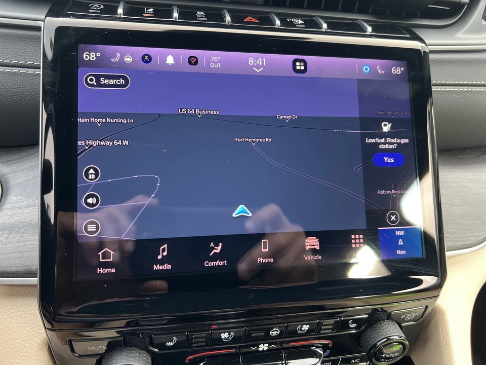 2025 Jeep WL Grand Cherokee - Image 25 of 31