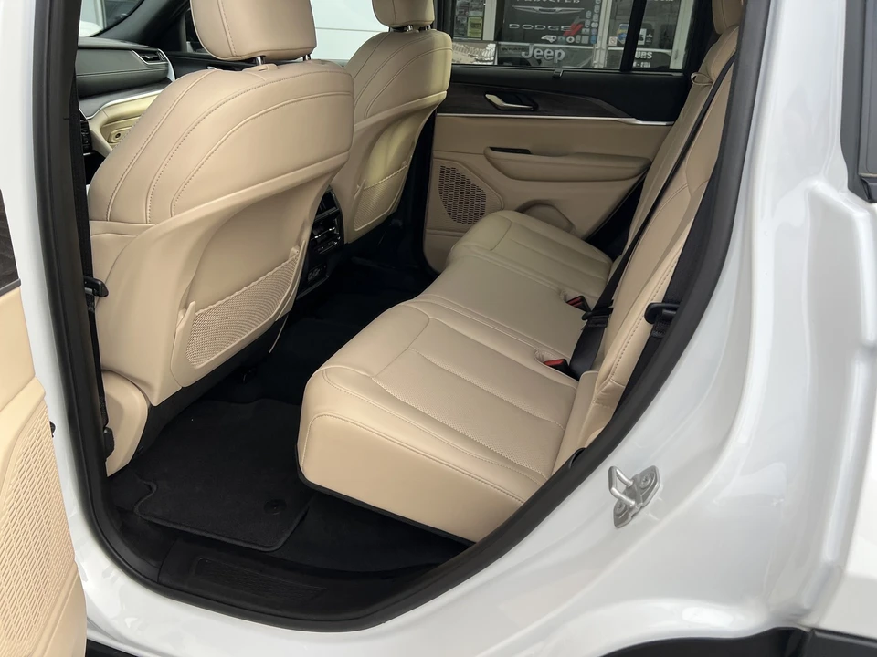 2025 Jeep WL Grand Cherokee - Image 13 of 31