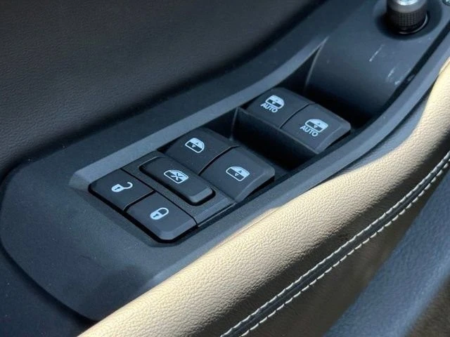 2025 Jeep WL Grand Cherokee - Image 12 of 12