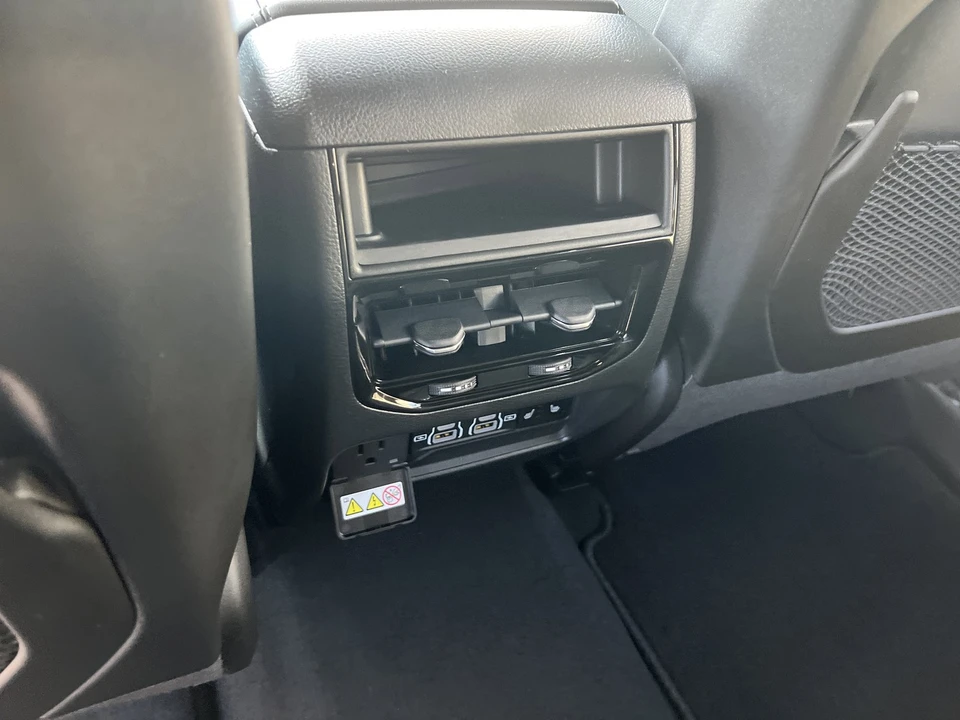 2025 Jeep WL Grand Cherokee - Image 13 of 21