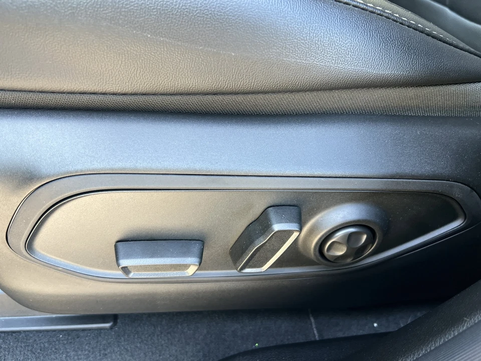 2025 Jeep WL Grand Cherokee - Image 18 of 21