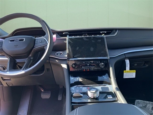 2025 Jeep WL Grand Cherokee - Image 20 of 21