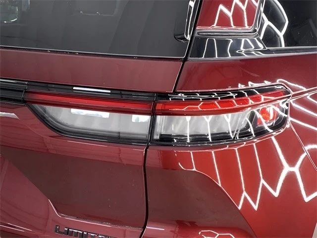 2025 Jeep WL Grand Cherokee - Image 14 of 21