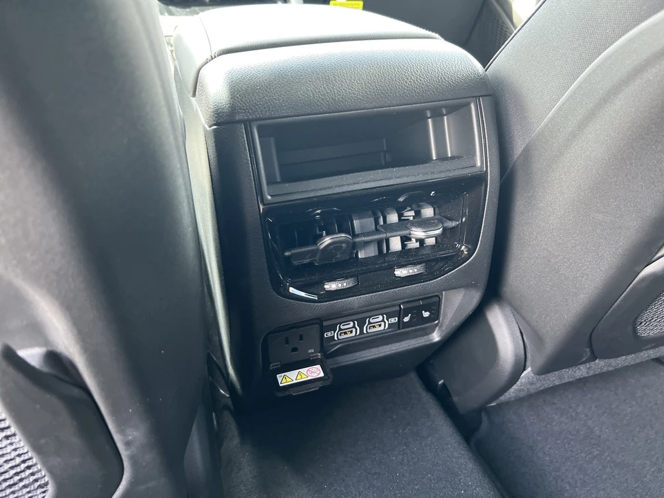 2025 Jeep WL Grand Cherokee - Image 14 of 31