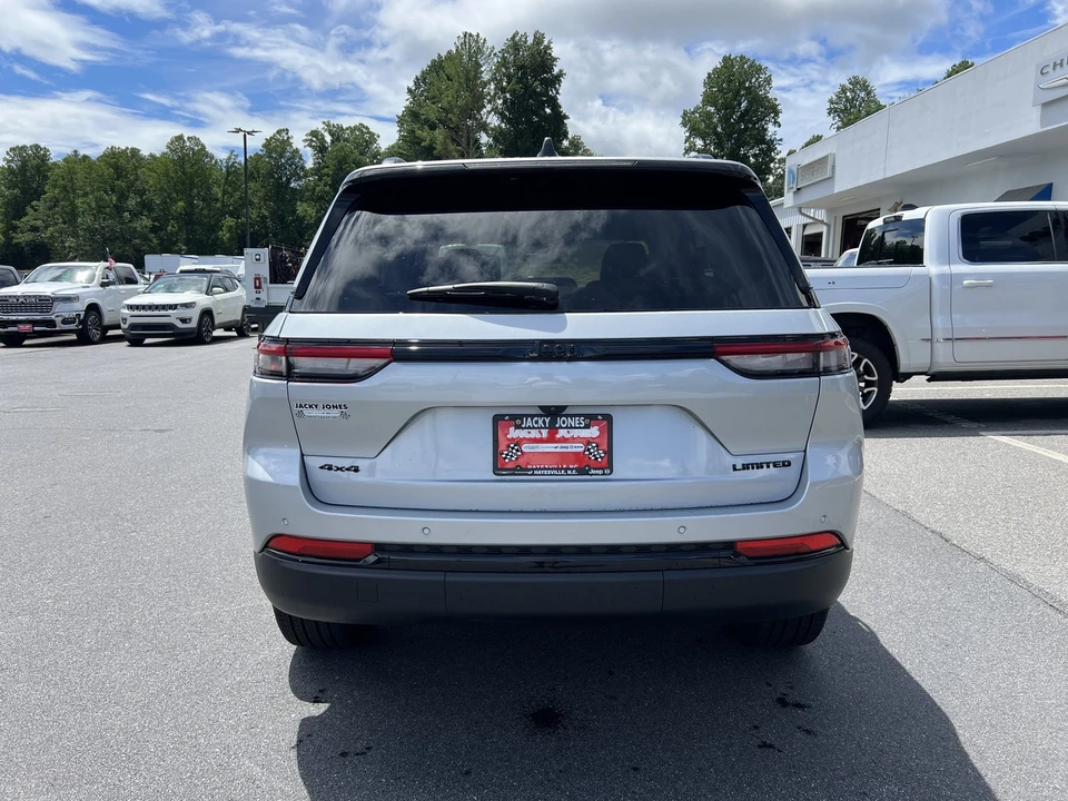 2025 Jeep WL Grand Cherokee - Image 2 of 31