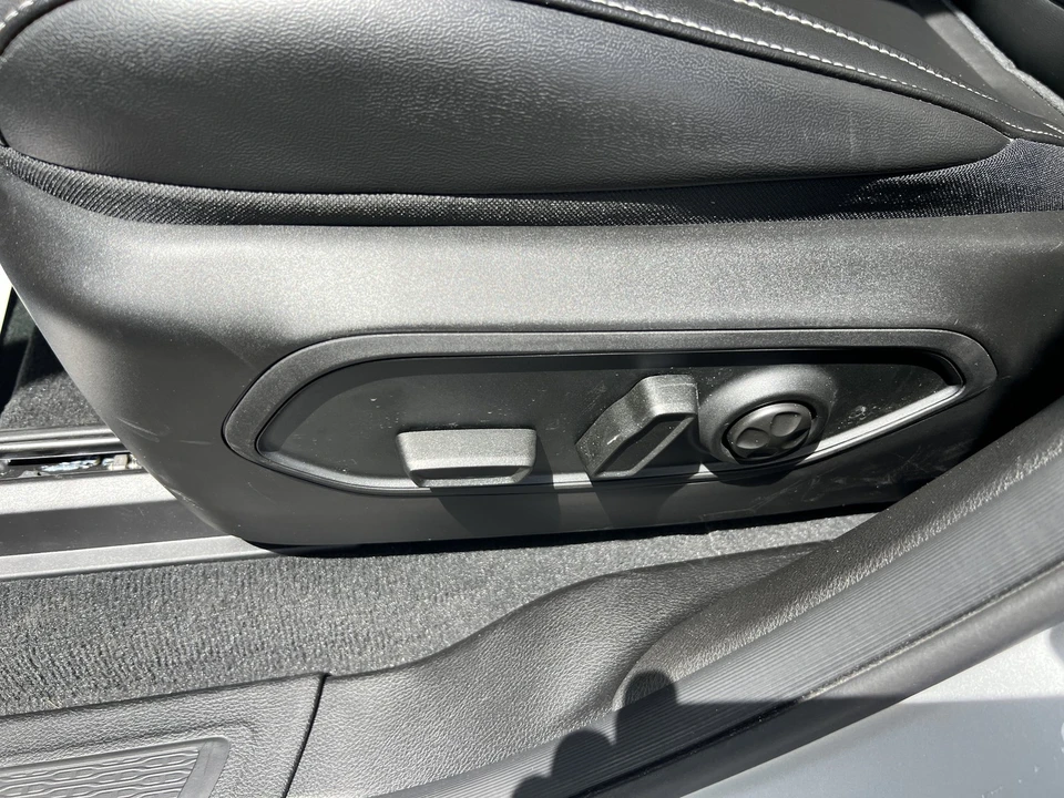 2025 Jeep WL Grand Cherokee - Image 19 of 31