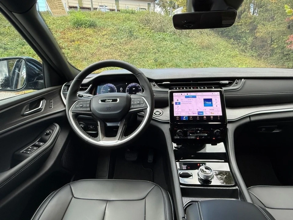 2025 Jeep WL Grand Cherokee - Image 11 of 21