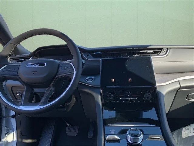 2025 Jeep WL Grand Cherokee - Image 20 of 21