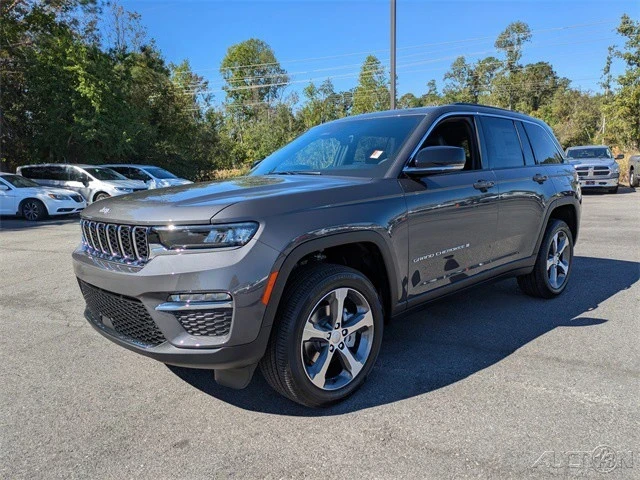 2025 Jeep WL Grand Cherokee - Image 8 of 12