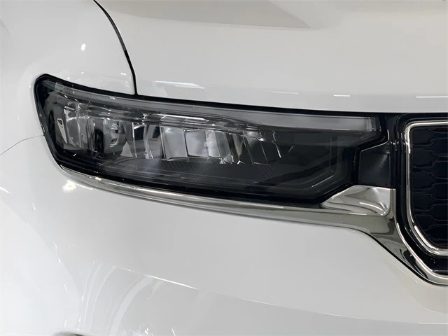 2025 Jeep WL Grand Cherokee - Image 10 of 12