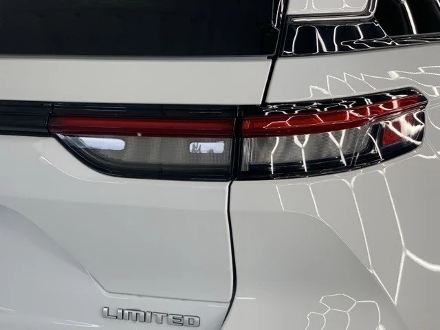 2025 Jeep WL Grand Cherokee - Image 14 of 21