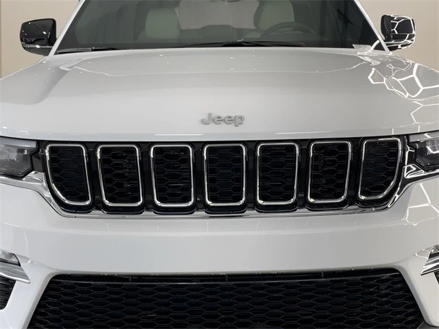 2025 Jeep WL Grand Cherokee - Image 9 of 12