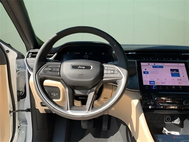 2025 Jeep WL Grand Cherokee - Image 20 of 21