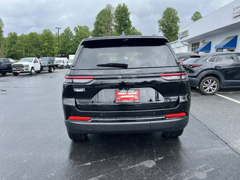 2025 Jeep WL Grand Cherokee - Image 2 of 31
