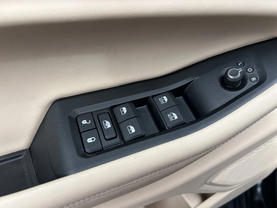 2025 Jeep WL Grand Cherokee - Image 16 of 31