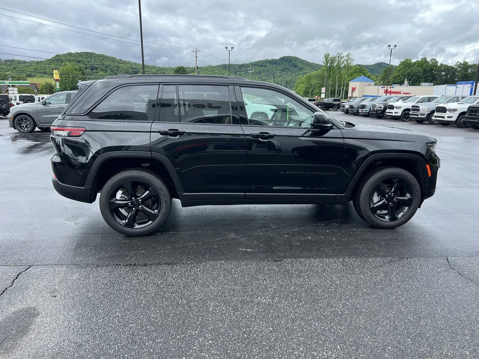 2025 Jeep WL Grand Cherokee - Image 4 of 31