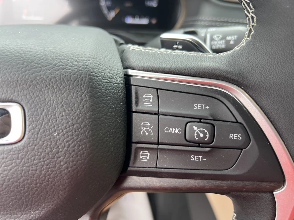 2025 Jeep WL Grand Cherokee - Image 27 of 31