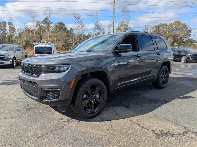 2025 Jeep WL Grand Cherokee - Image 8 of 12