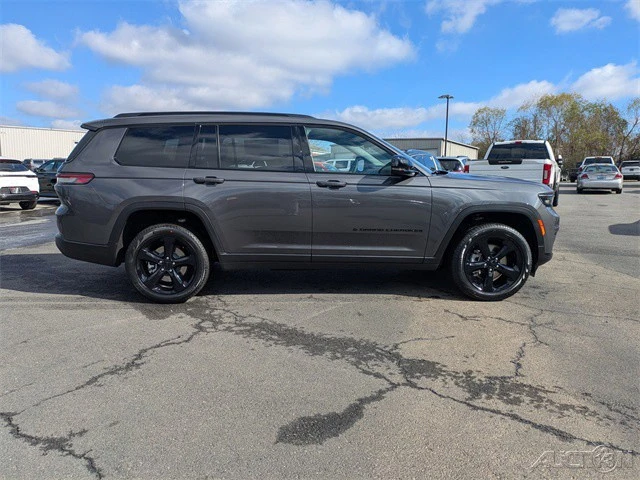 2025 Jeep WL Grand Cherokee - Image 3 of 12