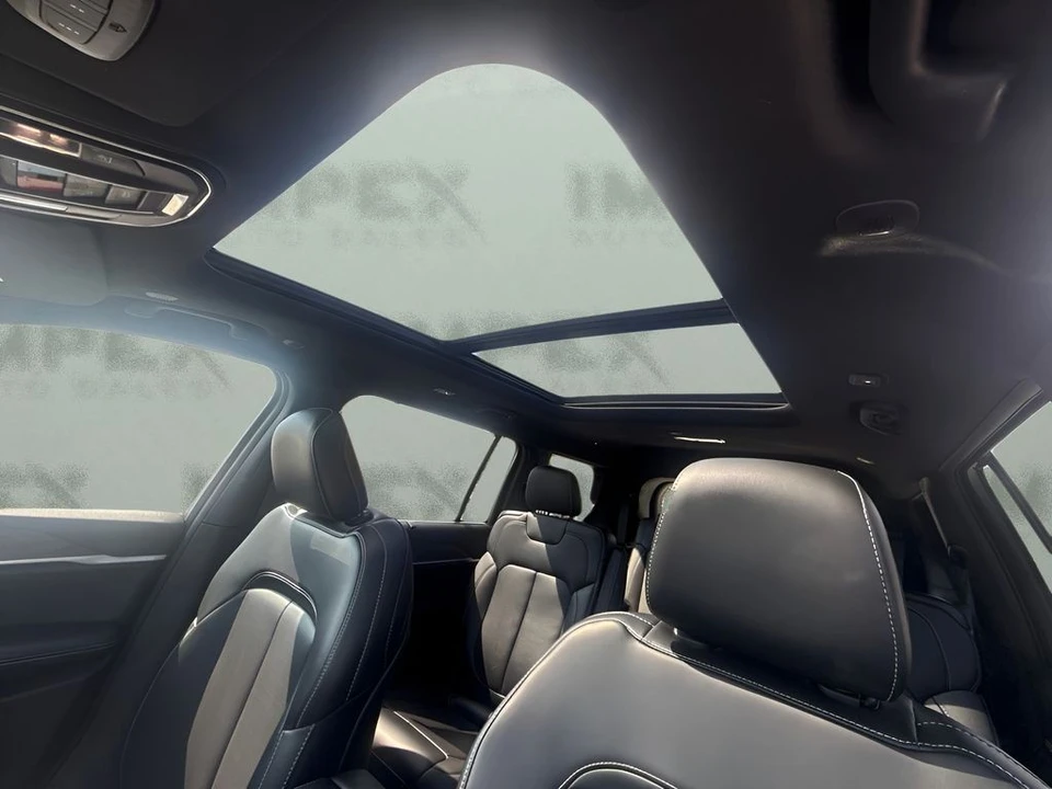 2025 Jeep WL Grand Cherokee - Image 10 of 31