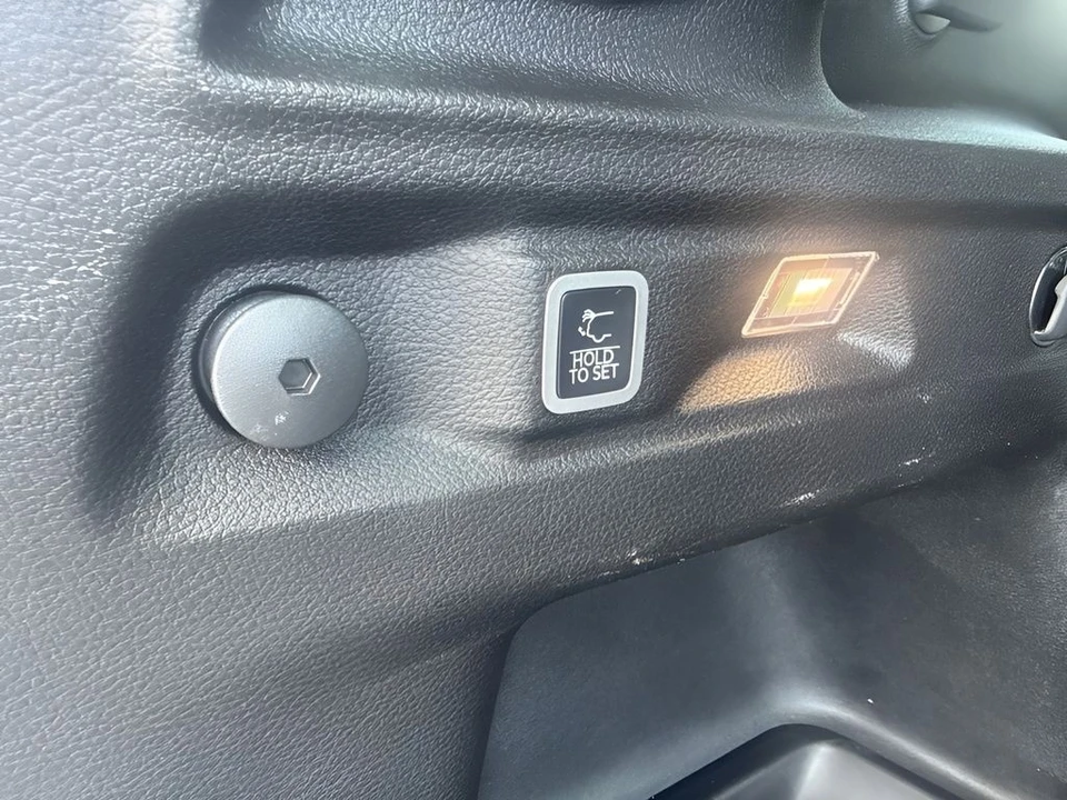 2025 Jeep WL Grand Cherokee - Image 27 of 31