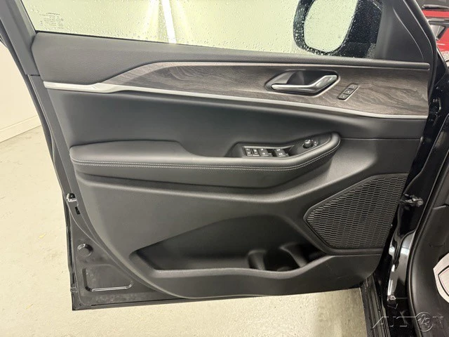 2025 Jeep WL Grand Cherokee - Image 12 of 12