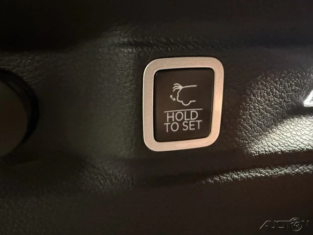 2025 Jeep WL Grand Cherokee - Image 8 of 12