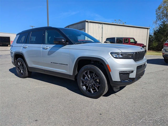 2025 Jeep WL Grand Cherokee - Image 2 of 12
