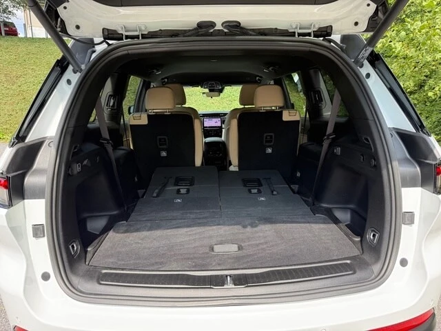 2025 Jeep WL Grand Cherokee - Image 19 of 31