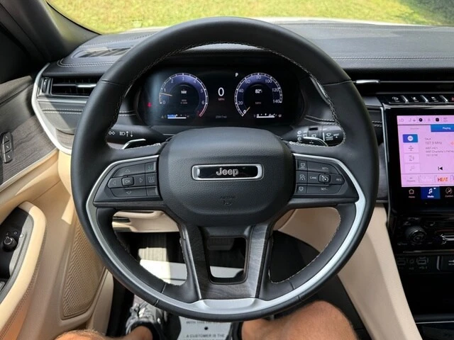 2025 Jeep WL Grand Cherokee - Image 24 of 31