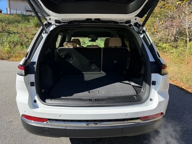 2025 Jeep WL Grand Cherokee - Image 18 of 21