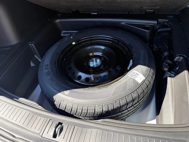 2025 Jeep WL Grand Cherokee - Image 20 of 21