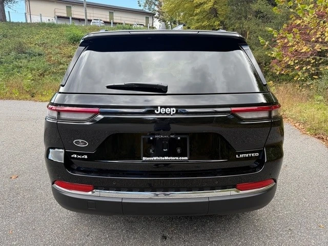 2025 Jeep WL Grand Cherokee - Image 8 of 21