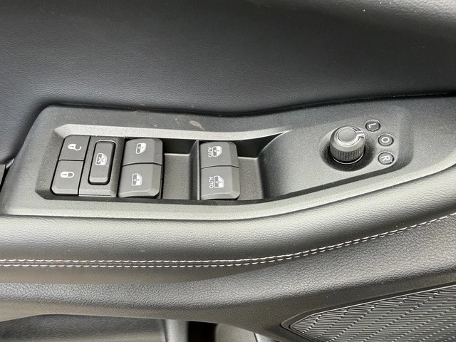 2025 Jeep WL Grand Cherokee - Image 14 of 21