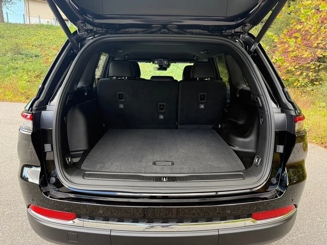2025 Jeep WL Grand Cherokee - Image 18 of 21