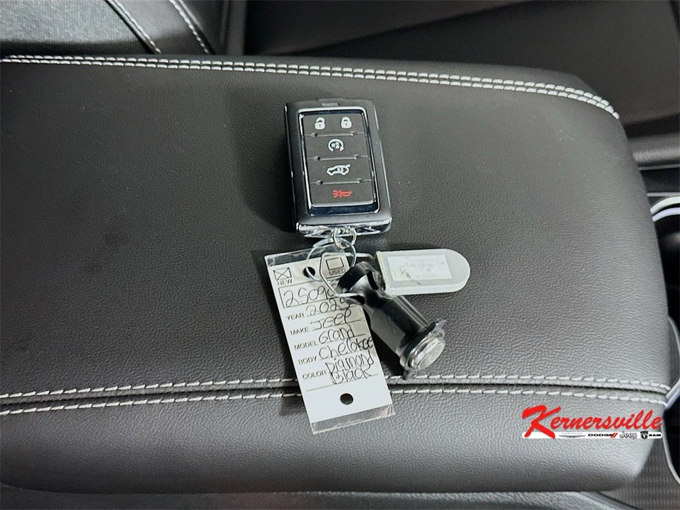 2025 Jeep WL Grand Cherokee - Image 20 of 21