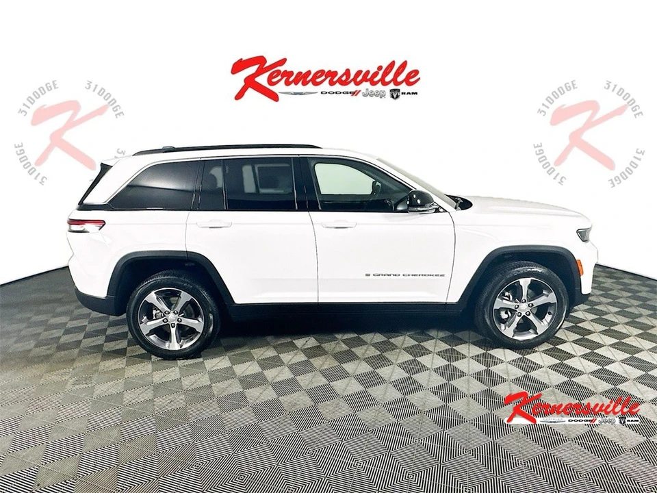 2025 Jeep KL Cherokee - Image 8 of 21