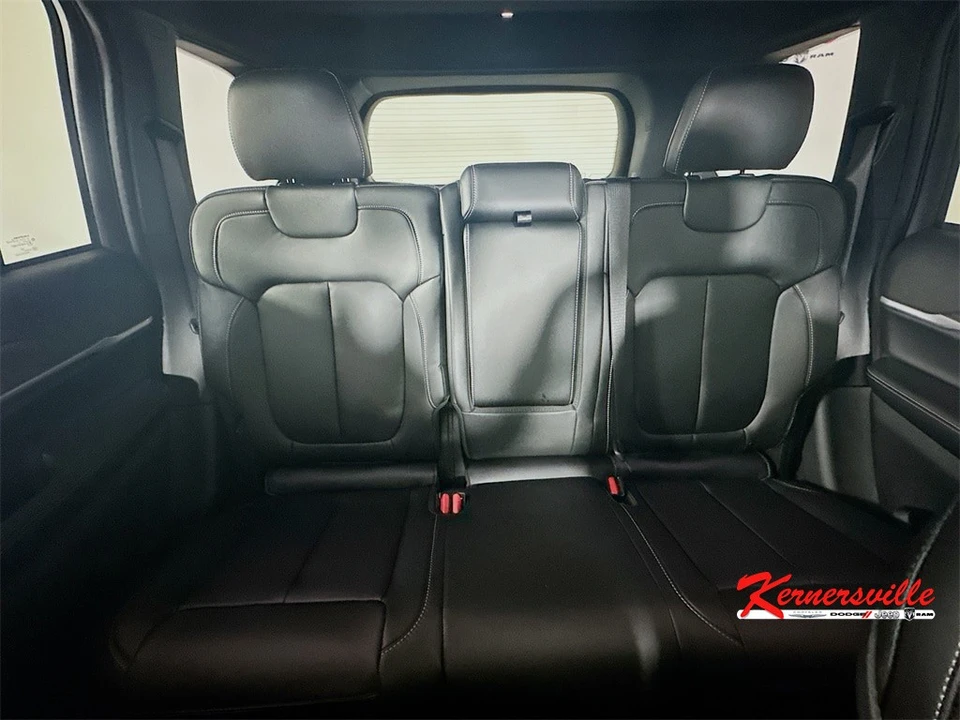2025 Jeep KL Cherokee - Image 10 of 21