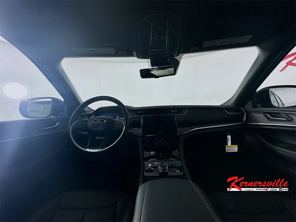 2025 Jeep KL Cherokee - Image 9 of 21