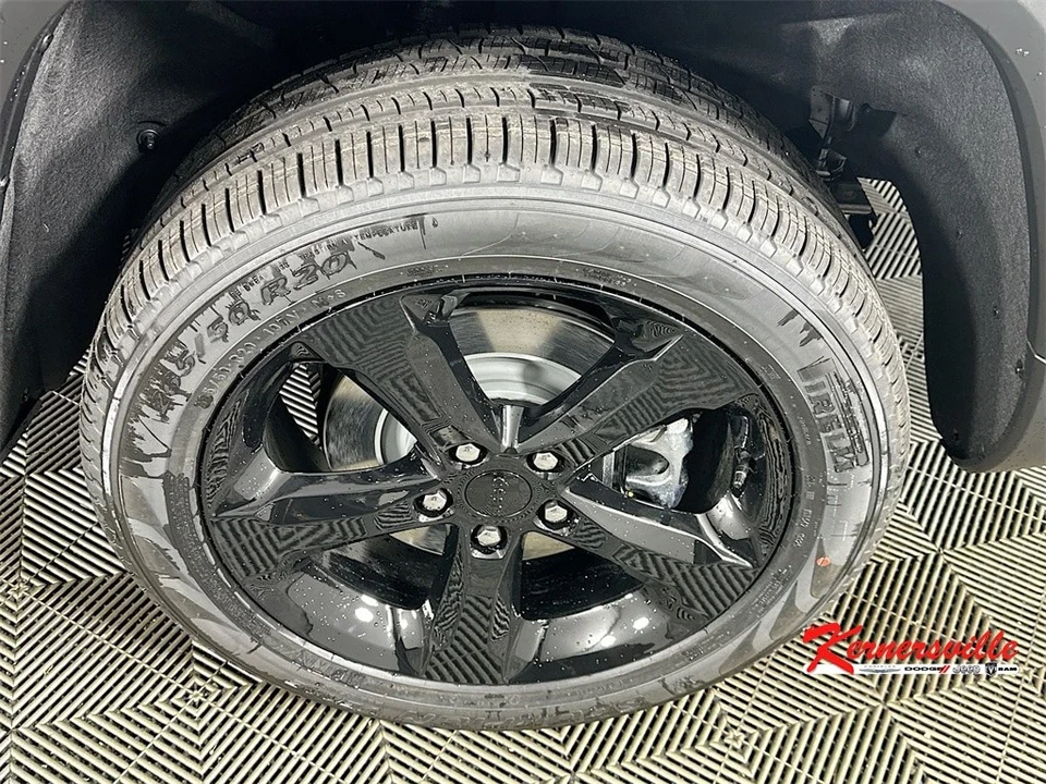 2025 Jeep KL Cherokee - Image 17 of 21