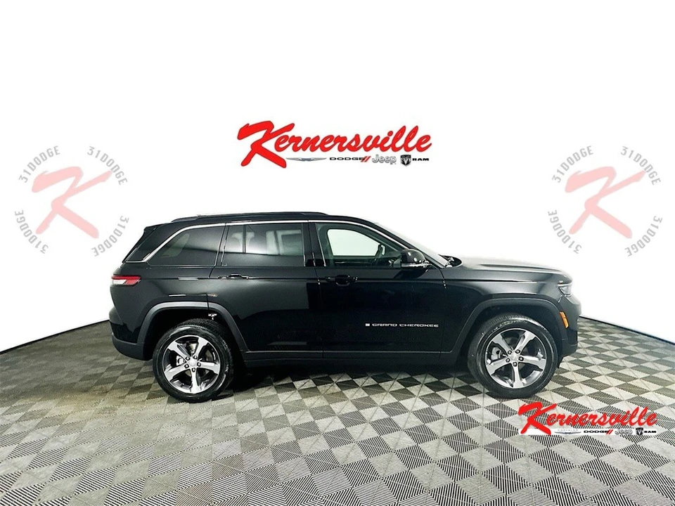 2025 Jeep WL Grand Cherokee - Image 8 of 12