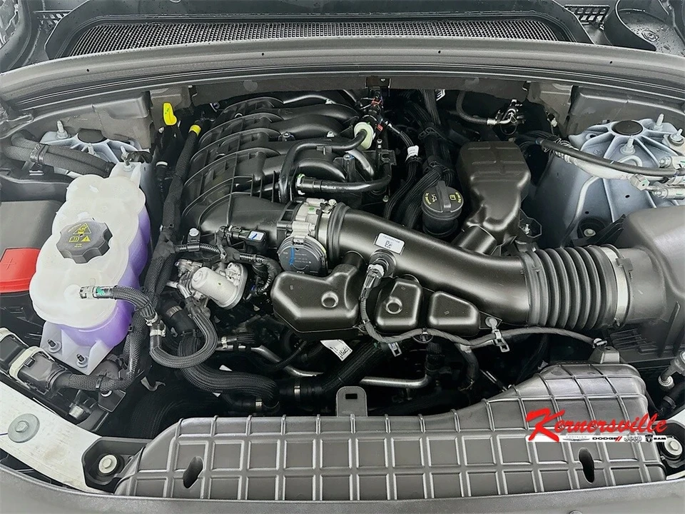2025 Jeep WL Grand Cherokee - Image 18 of 21
