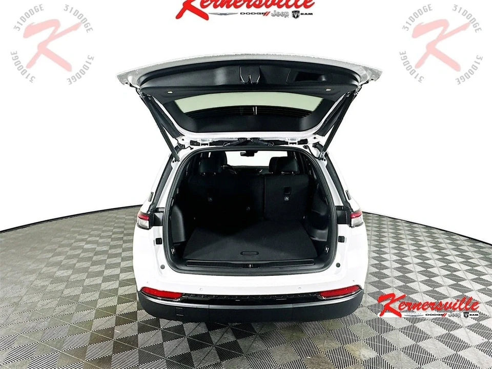 2025 Jeep KL Cherokee - Image 16 of 21