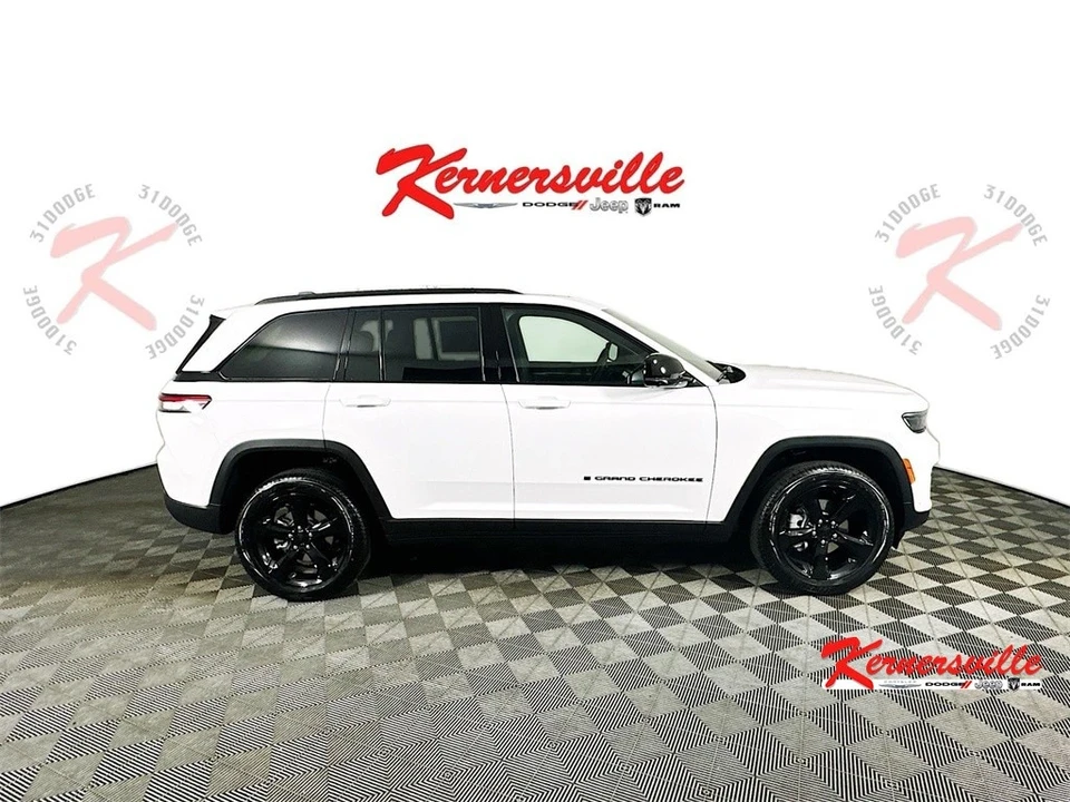 2025 Jeep KL Cherokee - Image 8 of 21