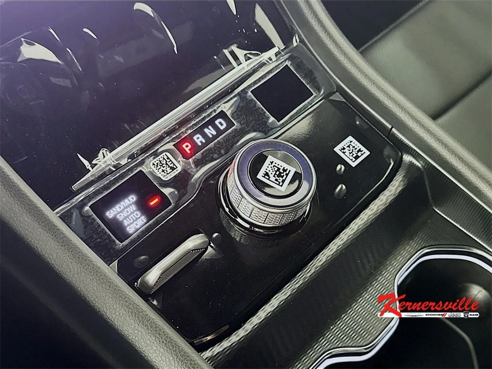 2025 Jeep WL Grand Cherokee - Image 12 of 21