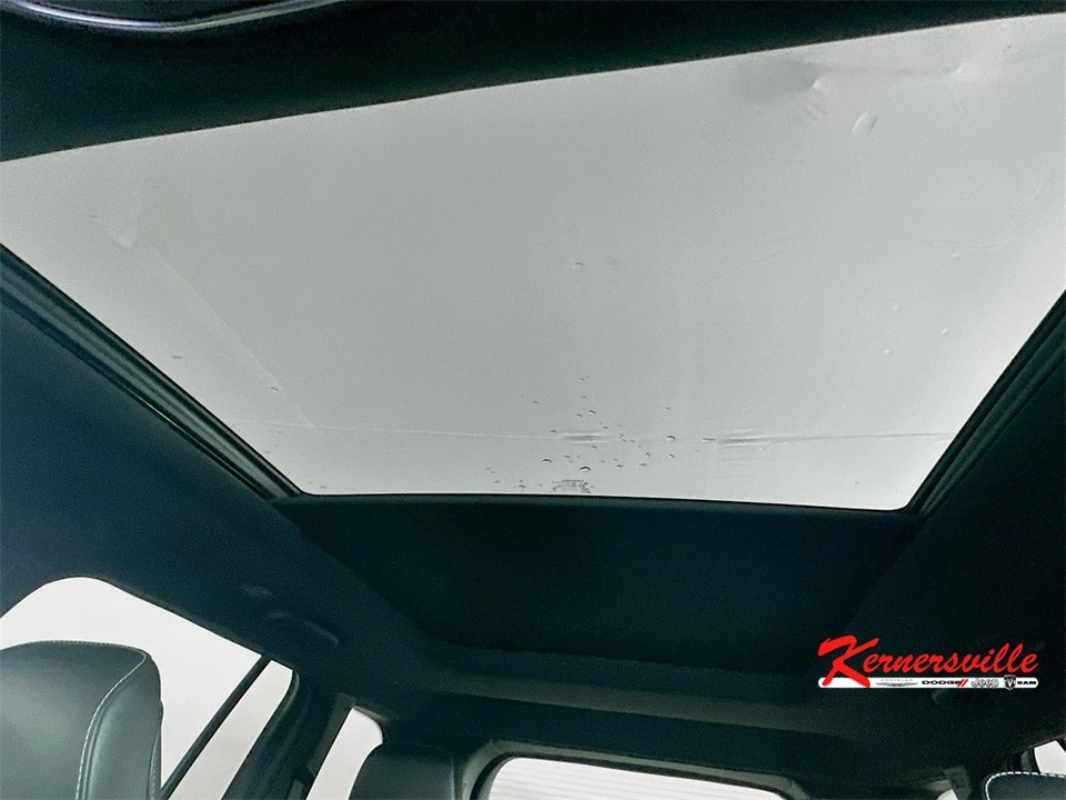 2025 Jeep WL Grand Cherokee - Image 14 of 21