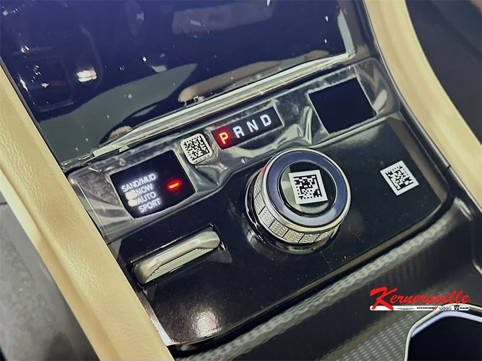 2025 Jeep WL Grand Cherokee - Image 12 of 21